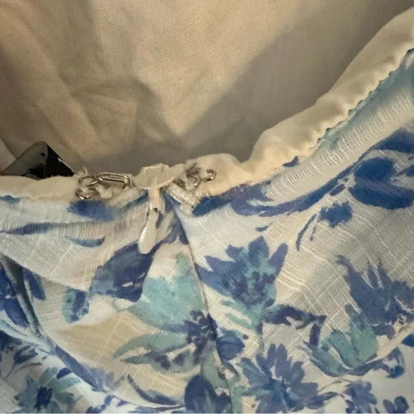 Lulus Serene Views Blue and White Floral Print Cutout Midi Dress Size Large - Picture 13 of 13